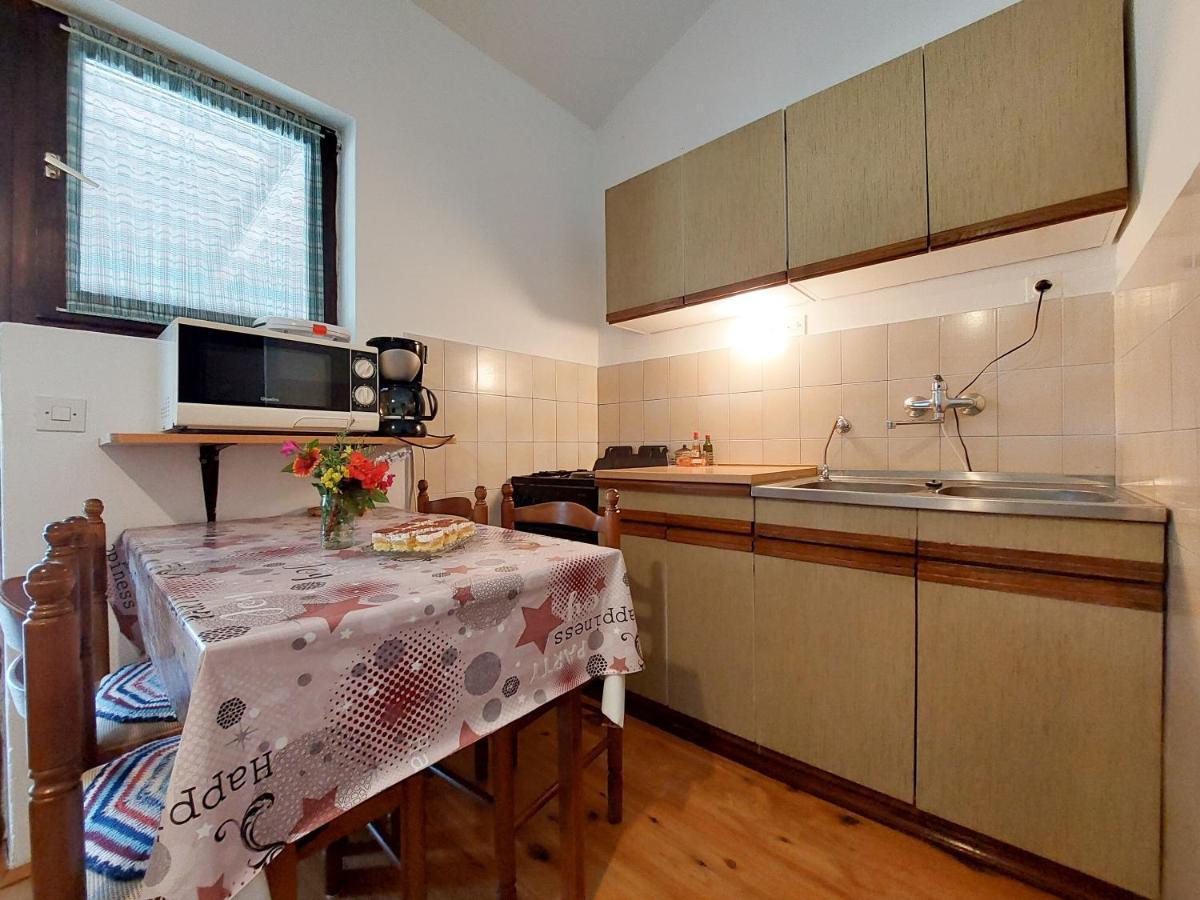 Apartments Vilim Пинезичи Экстерьер фото
