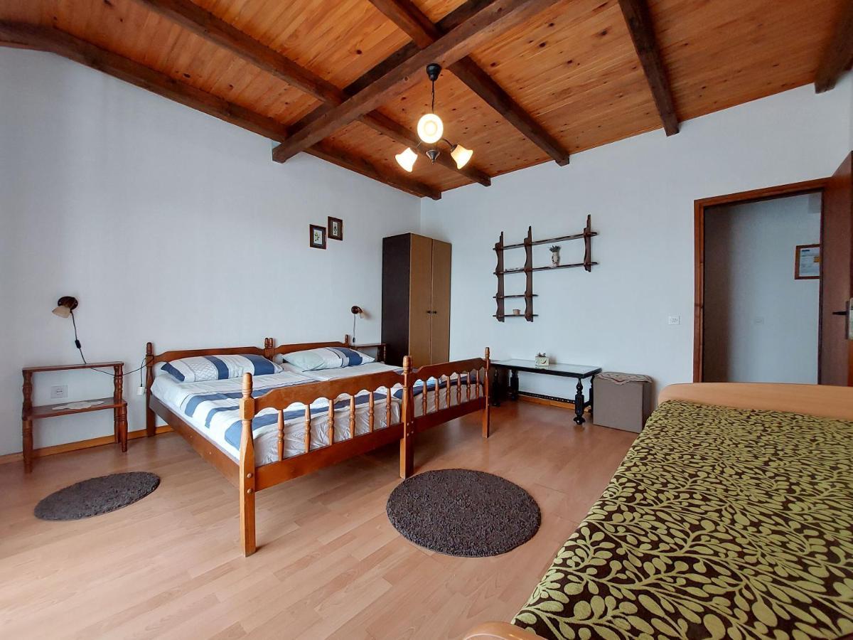 Apartments Vilim Пинезичи Экстерьер фото