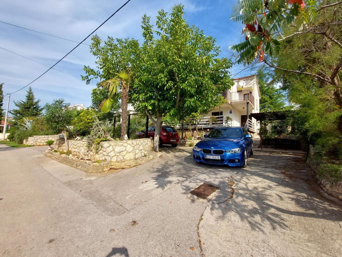 Apartments Vilim Пинезичи Экстерьер фото