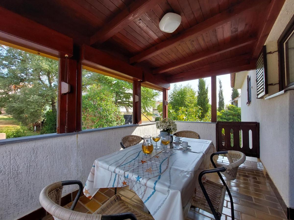 Apartments Vilim Пинезичи Экстерьер фото